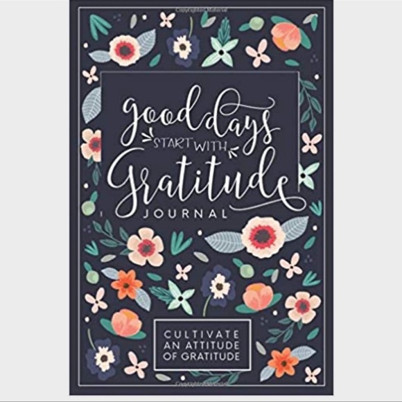 Good Days Start With Gratitude Daily Journal (NEW) - Picture 1 of 9